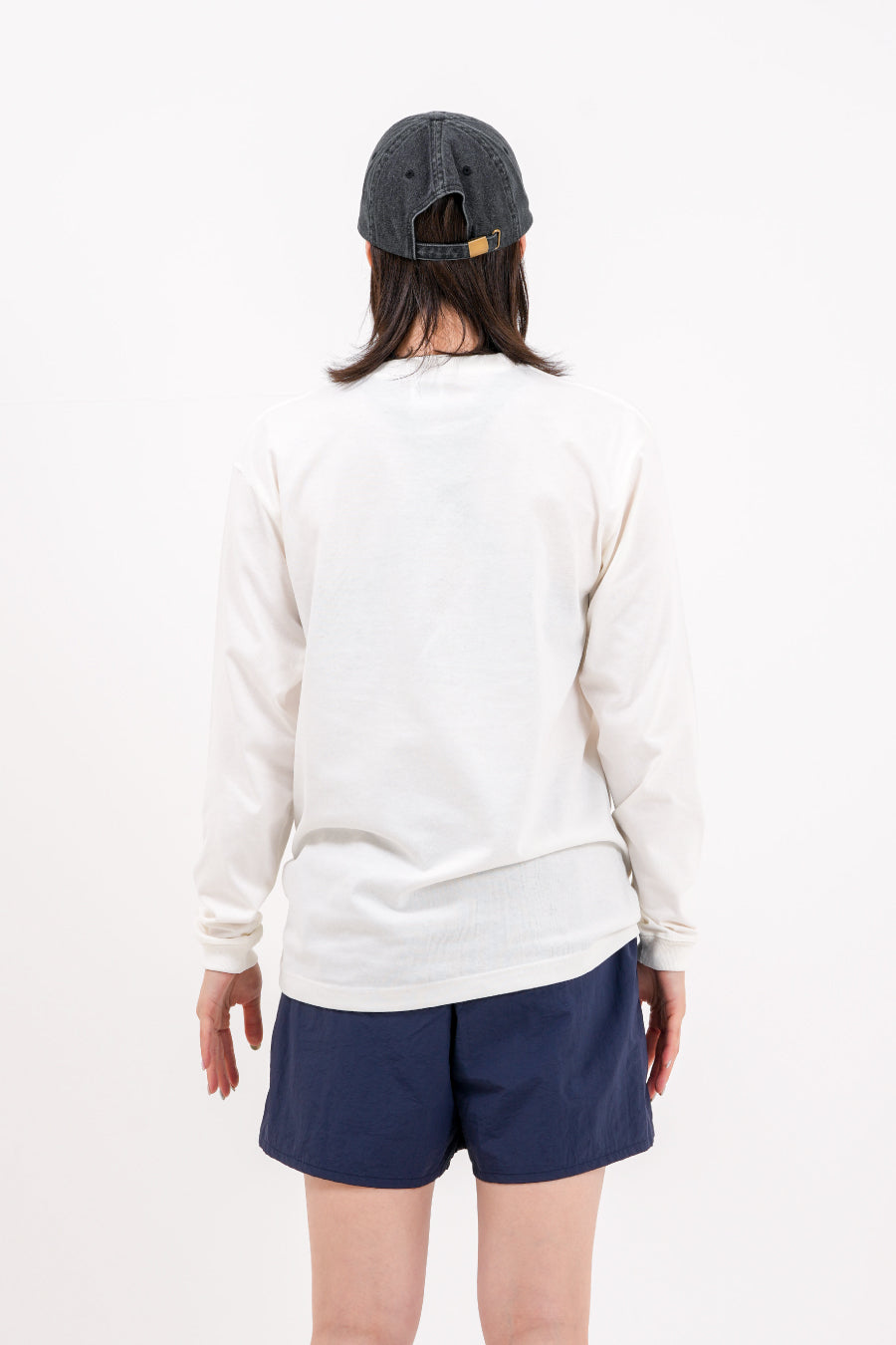 エッセンシャル エンブロ ロングTシャツ (ナチュラル)