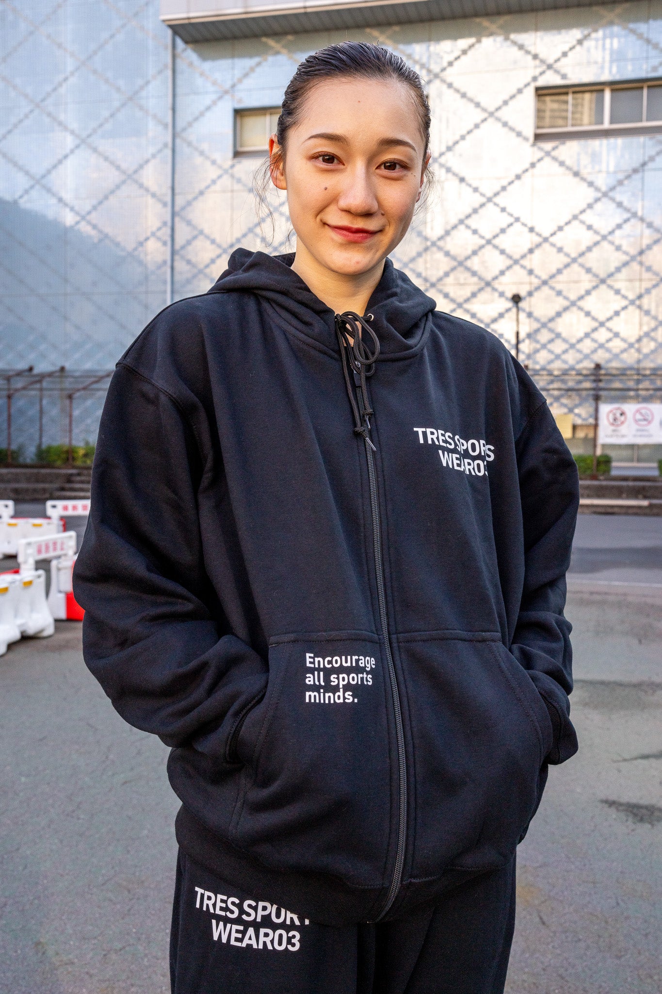 Loose Silhouette Zip Hoodie(Black)