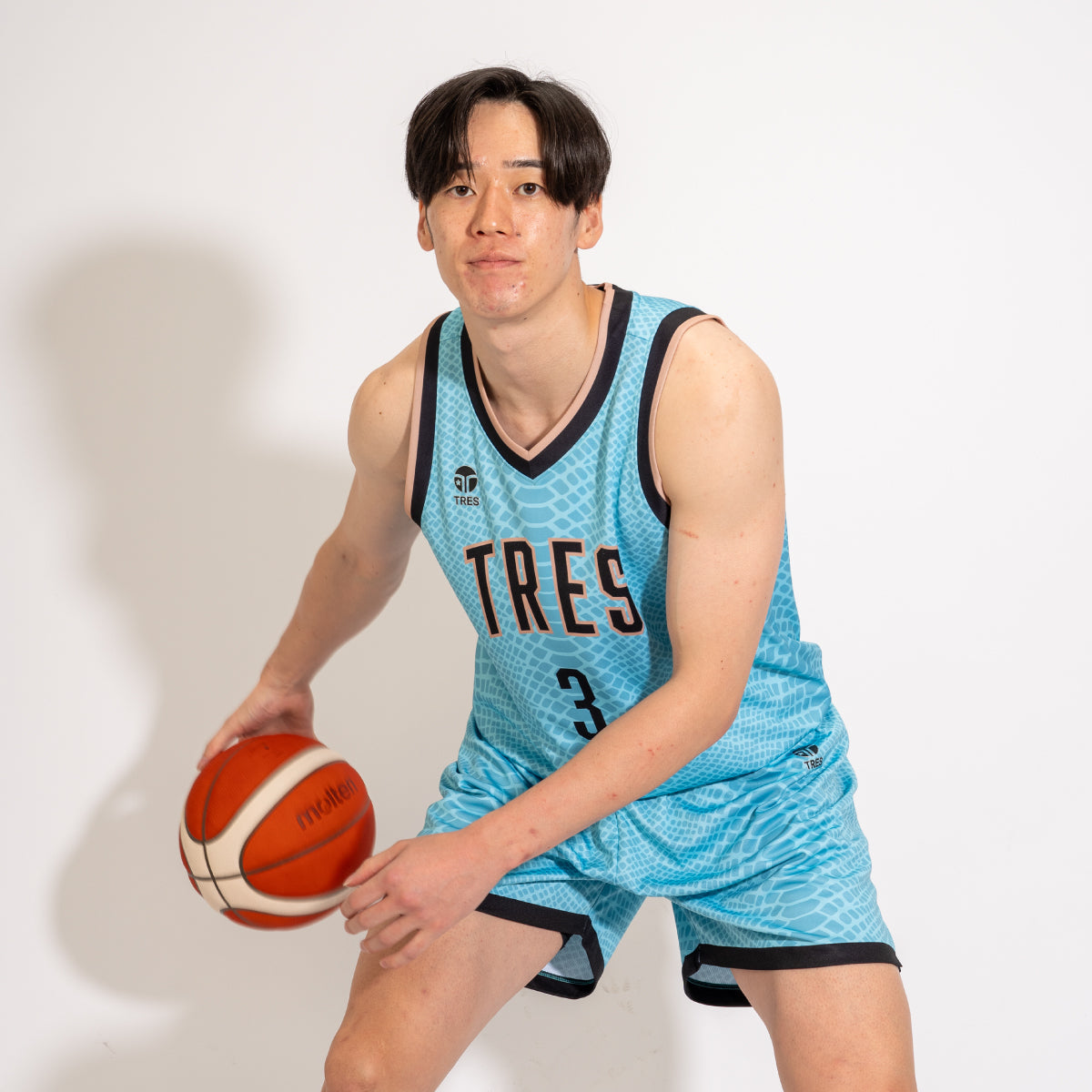 BASKETBALL