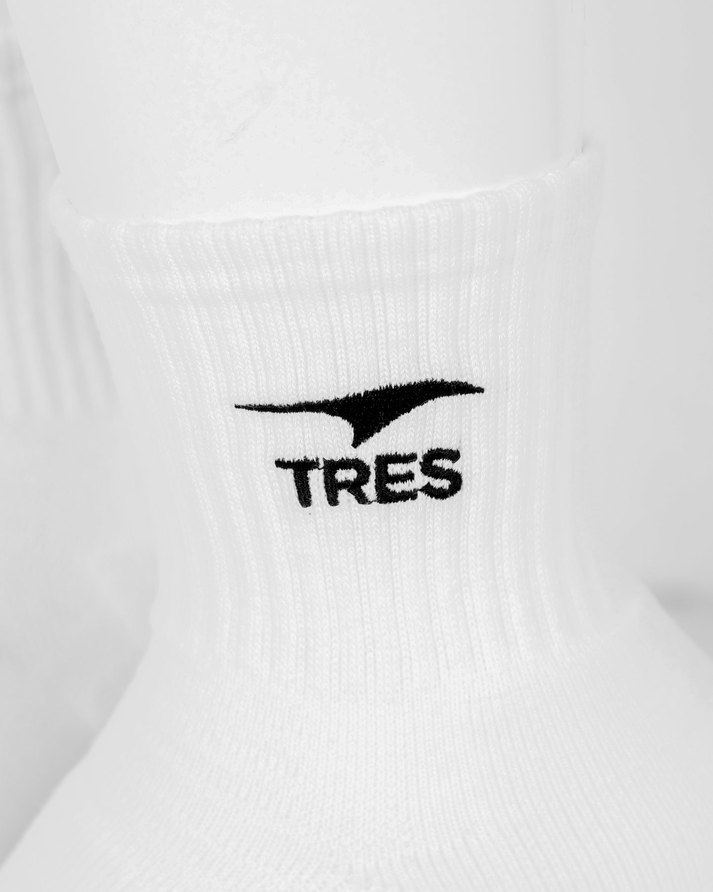 TRES Athletics Socks(White/Black)-Short