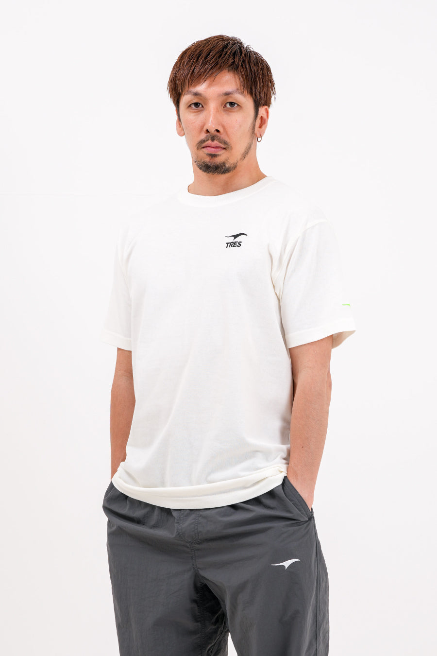 エッセンシャル エンブロ Tシャツ (ナチュラル)