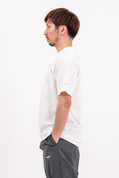 エッセンシャル エンブロ Tシャツ (ナチュラル)