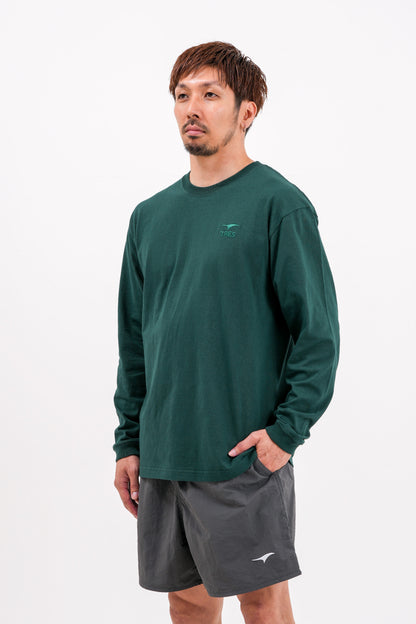 エッセンシャル エンブロ ロングTシャツ (ダークグリーン)